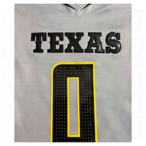 Ensembles d'uniformes de football américain en twill de qualité supérieure, uniformes et équipements de football américain entièrement personnalisés en twill - Product Image 4