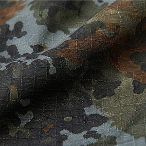 Uniforme militaire de haute qualité, respirant, uniforme professionnel des forces armées avec un design moderne et une construction en tissu durable - Product Image 6