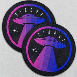 Badge tissé coloré personnalisé en dentelle vintage écologique de haute qualité avec épingle de sûreté pour vêtements d'équipe - Product Image 3