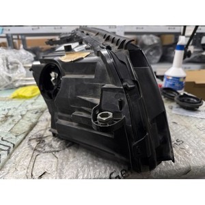 ไฟหน้ามือสอง C-class ด้านซ้าย A2059061506 - Product Image 4