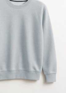 เสื้อสเวตเชิ้ตคอกลมแบบพื้นฐานสำหรับผู้ชาย |   เสื้อพูลโอเวอร์ผ้าฟลีซสีฟ้าพาสเทล |   ขายส่งเสื้อผ้าฝ้าย 100% เป็นมิตรกับสิ่งแวดล้อม พร้อมโลโก้ด้านหน้า ไซส์ XXS รับผลิตแบบ OEM/ODM - Product Image 3