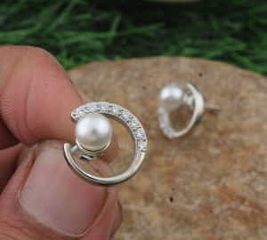 Pendientes de Plata de Ley 925 con Madreperla Natural para Mujer, Joyería de Lujo con Alto Brillo, Regalo - Product Image 1