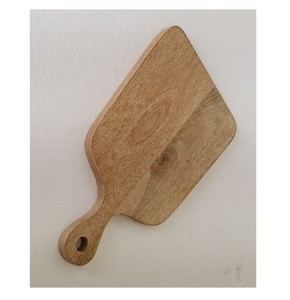 Planches à découper carrées en bois d'acacia planche naturelle en bois planche design moderne tendance produit de qualité pour la maison hôtel et restaurant - Product Image 5