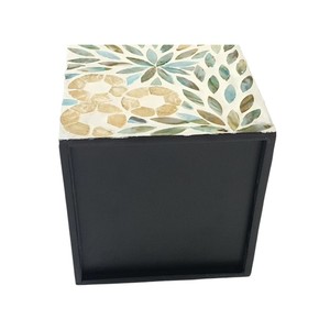 Boîte à mouchoirs en bois faite à la main avec incrustation de nacre pour la décoration de la maison - Product Image 3