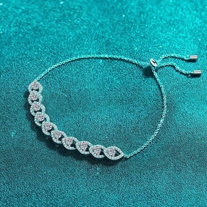 Bracelet Cœur en Moissanite Couleur D, Testée comme un Diamant Brillant, pour Mariage, Bijoux Fins - Product Image 3