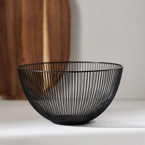 Panier à fruits en métal ethnique traditionnel pour la décoration intérieure indienne, le comptoir de cuisine, la table à manger, le rangement et la présentation - Product Image 4