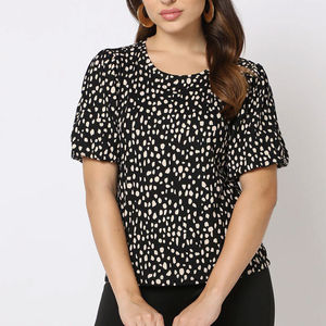 T-shirt ajusté pour femme en sublimation, matière de qualité supérieure, tissu doux, design personnalisé, tailles et couleurs variées, avec service OEM. - Product Image 1