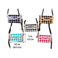 Nouveau sac bandoulière élégant en cuir de vachette fait main, motif à carreaux, sac à bandoulière, pochette à sangle réglable, parfait pour les femmes