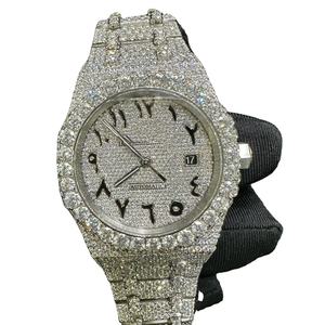 Montre de luxe personnalisée avec diamants en moissanite VVS, bracelet en cuir, design glacé, mouvement à quartz, pour cadeau - Product Image 1