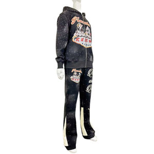 Ensemble survêtement personnalisé pour homme : sweat à capuche court et pantalon évasé, imprimé intégral, délavé soleil, effet vieilli, délavé à l'acide, avec strass - Product Image 3