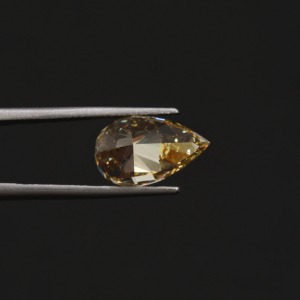Diamant de laboratoire CVD certifié IGI, taille poire 2,5 carats, jaune VS2, coupe excellente 3EX, pour bague de fiançailles, fournisseur de bijoux fins en gros - Product Image 5