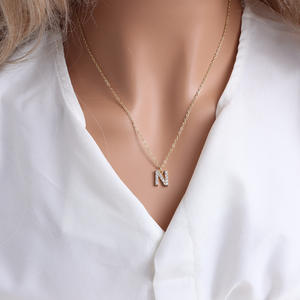 Collier pendentif en lettres anglaises haut de gamme pour femmes, design de luxe transfrontalier, exclusif pour l'Europe et l'Amérique - Product Image 4