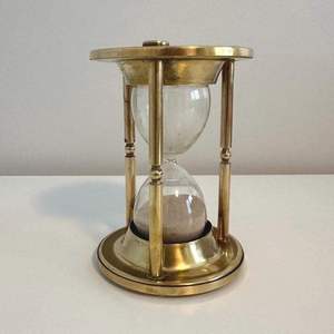 Hot Selling Chrome Finished <b>Sand</b> <b>Timer</b> Made of Metal & Glass Eye Catching Modern <b>Sand</b> <b>Timer</b> with Stand Home Decor Hot Arrival - Product Image 3