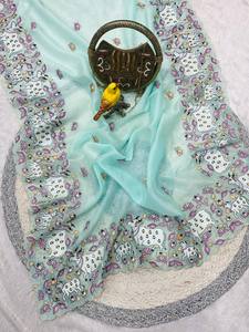 Sari Premium Crush – Motif vache multicolore avec bordure ajourée, idéal pour les fêtes - Product Image 5
