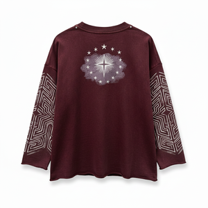 เสื้อยืดแขนยาว Kingdom Come Gothic ทรงโอเวอร์ไซส์สำหรับผู้ชาย ลายกราฟิกพร้อมลายเรขาคณิตพิมพ์ด้านหน้า ดีไซน์คอกลม - Product Image 2