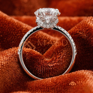 Oval Cut Diamond <b>Split</b> Shank <b>Ring</b> in Sterling Silver Classic Oval Engagement <b>Ring</b> in Sterling Silver - Product Image 4