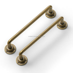 Tirador de metal para puertas de armarios de madera pesados, que ofrece una resistencia duradera, estilo moderno y funcional, mejora para el hogar. - Product Image 2
