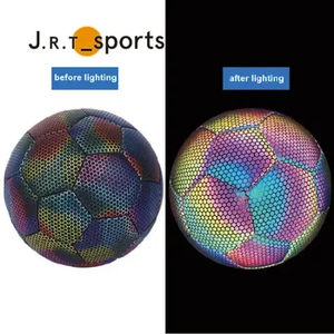 Balón de Fútbol Reflectante JRT, Luminoso, Brilla en la Noche, Tamaño 5, para Uso en Exteriores, Resistente al Desgaste, Balón Luminoso - Product Image 4