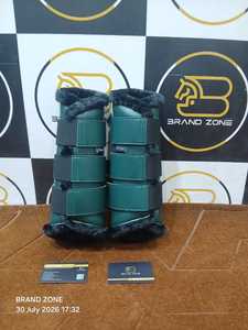 BRAND ZONE Bottes équestres en cuir verni pour chevaux, protections de tendons 8MM en néoprène et fausse fourrure, durables et confortables - Product Image 2