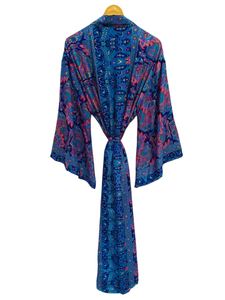 Robe kimono de luxe en soie patchwork, cache-maillot de bain, tenue de nuit, longue robe, kimono indien vintage fait main en soie de sari recyclée - Product Image 5