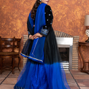 Service OEM ODM – Ensemble 3 pièces brodé à manches longues, qualité supérieure, best-seller : pantalon évasé et ensemble dupatta - Product Image 3