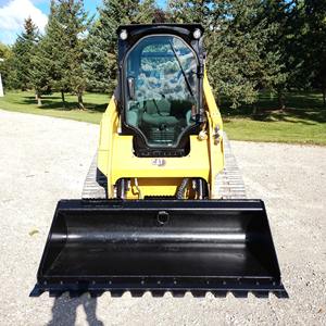 รถตักล้อยางขนาดเล็ก Caterpillar 259D3 สร้างขึ้นเพื่อประสิทธิภาพสูง ด้วยพลังเครื่องยนต์ดีเซลที่แข็งแกร่งและระบบลูกปืนที่เชื่อถือได้ - Product Image 2