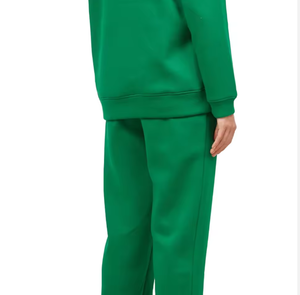 ชุดวอร์มมีฮู้ดสีพื้นสำหรับผู้ชาย – ชุดเสื้อสเวตเชิ้ตและกางเกงจ็อกเกอร์แบบเรียบพร้อมโลโก้สั่งทำ ชุดลำลองสำหรับเล่นกีฬาแบบสองชิ้น - Product Image 5