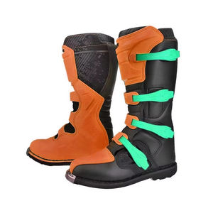 Zapatos de Motocicleta de Cuero Impermeables de Primera Calidad en Oferta, con Logotipo Personalizado, Cantidad al por Mayor, Hechos en Pakistán - Product Image 1