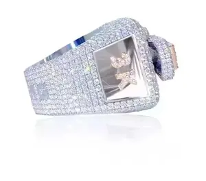 Anillo de Boda Personalizado para Mujer con Moissanita Redonda de 3 Quilates Tishya Diamond, Plata de Ley 925 Chapada en Oro - Product Image 4