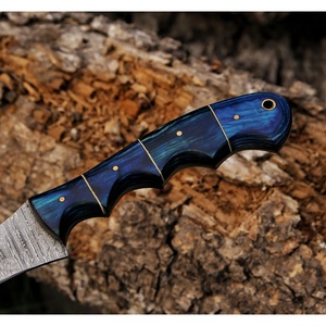 Couteau à filet en acier Damas forgé à la main Ahmad Fabric, avec manche en bois ambidextre, finition mate, lame de 7 pouces, étui en cuir - Product Image 2
