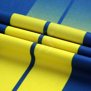 Uniformes de Fútbol Personalizados al Por Mayor de Alta Calidad, Nombre y Número del Jugador, Diseño por Sublimación, 100% Poliéster, Antibacteriano, Secado Rápido, Económico - Product Image 6