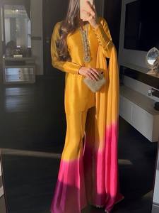 Ensemble Salwar Kameez en Soie Jaune Ombré Rose pour Femme, Tenue Traditionnelle Indienne et Pakistanaise, Idéal pour Mariages et Fêtes, Longueur Ras du Sol, Coupe Classique - Product Image 2