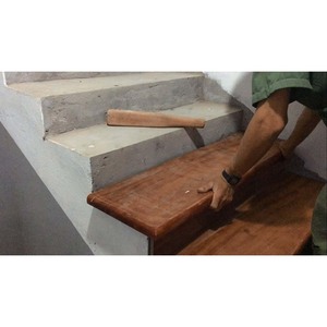 Composants en bois d'ingénierie de précision pour marches d'escalier, offrant une surface lisse et une marche sécurisée - Product Image 1