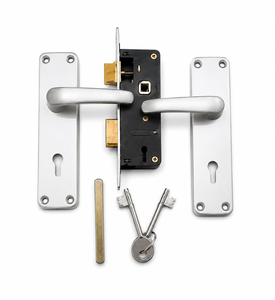 Kit de serrure à mortaise en acier avec insert en laiton finition noire et clés pour entrée résidentielle – Vente en gros - Product Image 5