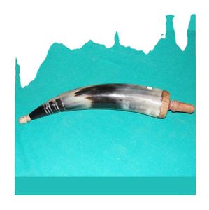 Corne de signalisation viking, corne énorme polie, style corne de signalisation pour la chasse, instrument de musique décoratif, corne à souffler scandinave - Product Image 1