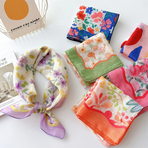 Foulard imprimé floral pour femmes, écharpe carrée coréenne en coton et lin, foulards élégants pour le cou, petits foulards bandana, foulards pour la tête, 58x58 cm - Product Image 2