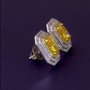 Nouvelle collection de boucles d'oreilles clous en or 18 carats avec diamants de laboratoire jaunes et blancs vifs et élégants pour femmes, bijoux raffinés - Product Image 6