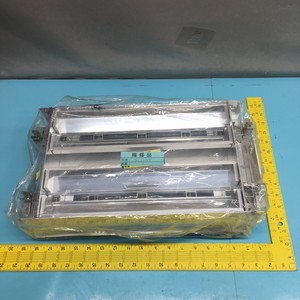 Unité de lampe UV Ushio HLU8-H81, Tokyo Electron TEL - Équipement et pièces semi-conductrices de renommée mondiale et de confiance - Product Image 1