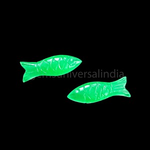Pendentif en calcédoine verte naturelle en forme de poisson, 25 mm x 8 mm, pierre précieuse sculptée à la main, breloque en cristal, vente en gros, fabrication de bijoux en vrac - Product Image 2