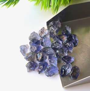 Cristales de Iolita Azul Natural, Piedra Preciosa en Bruto, Piedra Curativa Azul Violeta para la Fabricación de Joyas, Suministro al por Mayor - Product Image 2