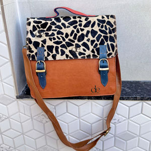 Nouveau sac à main en cuir recyclé de style western, sac à main multicolores pour femmes, sac à bandoulière élégant en fourrure de vache, multi-usages - Product Image 1