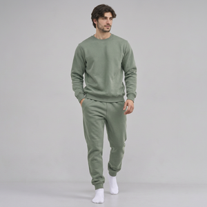Fábrica de Conjuntos Deportivos Personalizados para Hombre con Acabado Teñido, con Partes Superiores e Inferiores a Juego para Marcas de Ropa - Product Image 3