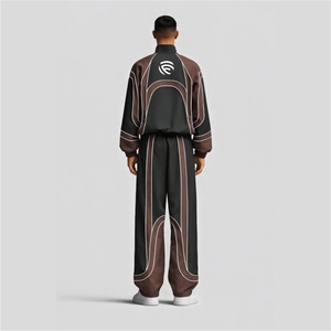 Conjunto Deportivo Urbano Premium para Hombre con Paneles Curvos – Ropa Deportiva de Moda para Correr - Product Image 5