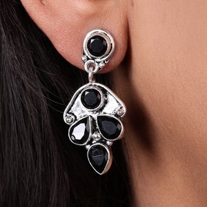 ต่างหูห้อยประดับดอกไม้สไตล์โบฮีเมียนทำจากทองเหลืองชุบเงินโบราณประดับด้วยหินหลากสีสำหรับผู้หญิง |   เครื่องประดับทำมือจากอินเดียสำหรับงานปาร์ตี้ - Product Image 5