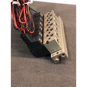 Collecteur de vanne solénoïde à 6 voies SMC VZ110 - Équipements et pièces semi-conducteurs d'occasion fiables à l'échelle mondiale - Product Image 6