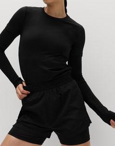 Shorts de sport noirs respirants pour femmes 2026, taille élastique, en tricot Spandex Polyester, coupe régulière, couleur unie, taille mi-haute - Product Image 2