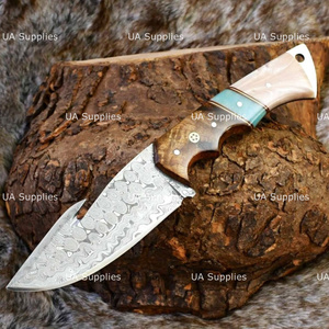 Couteau de chasse et d'abattage à lame fixe UA Supplies Gut Hook en acier Damas de qualité industrielle, pointe tombante, manche en résine de bois de rose - Product Image 3