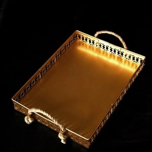 Bandeja Decorativa de Latón con Diseño Floral, Asas de Cuerda, Color Natural, Rectangular, Diseño Moderno, para Mesa de Comedor, Ramadán, Bodas, Diwali - Product Image 4