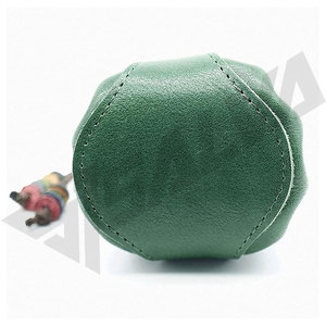 Pochette à dés en cuir véritable vert de haute qualité pour quatre dés, durable pour les jeux de D&D, vente en gros - Product Image 5