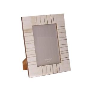 Cadre photo carré en résine avec incrustation d'os de style américain, cadeau d'anniversaire de mariage, décoration moderne pour la maison - Product Image 1